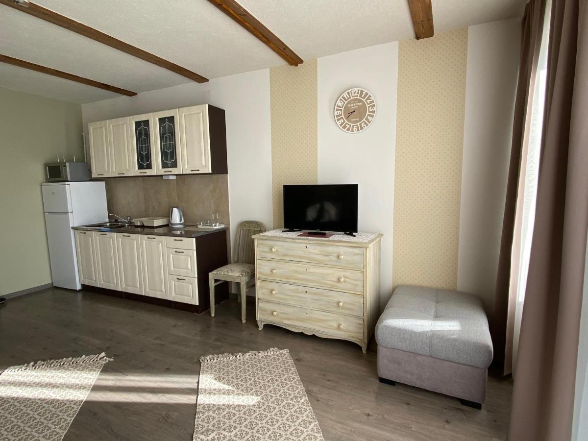 Platan Apartmanhaz Balatongyorok Exterior photo